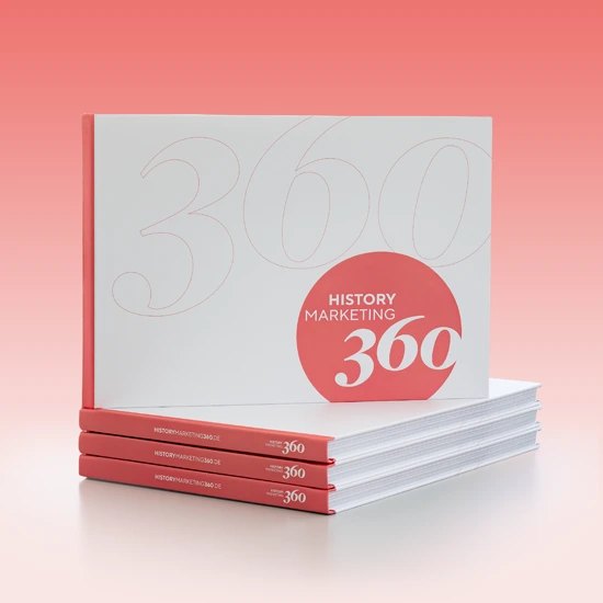 Bücherstapel History Marketing 360